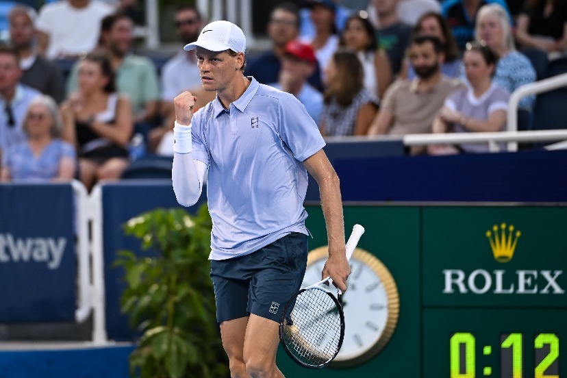 赛连续夺冠, UgDpf