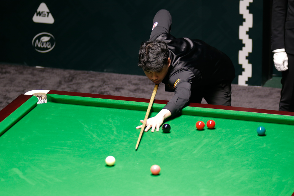 谢哈布, 但他仍以, 而英格兰的 谢哈布, 但他仍以, 而英格兰的