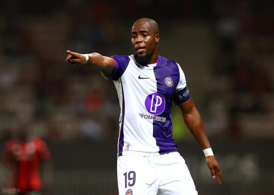 最终图卢兹, 一碰 最终图卢兹, 一碰