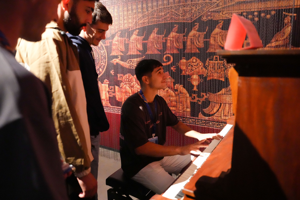 QWLO, https, 杜卡利大学