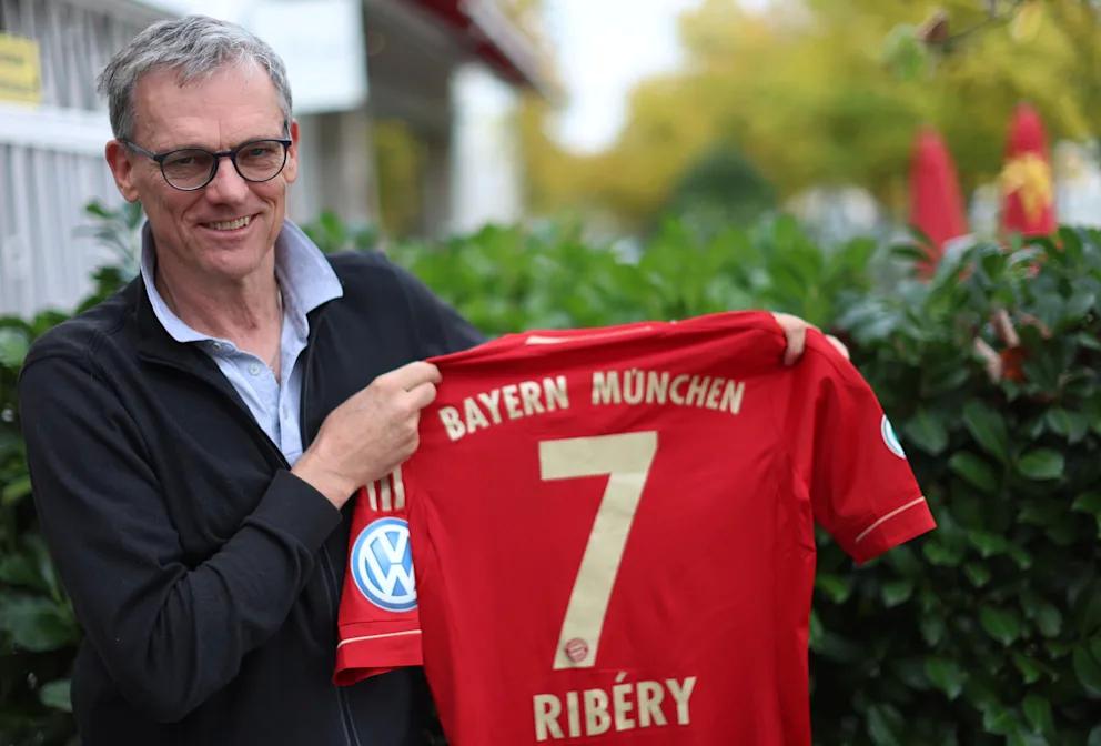 亨克尔先生, 我来自北莱, 情绪激动地 亨克尔先生, 我来自北莱, 情绪激动地